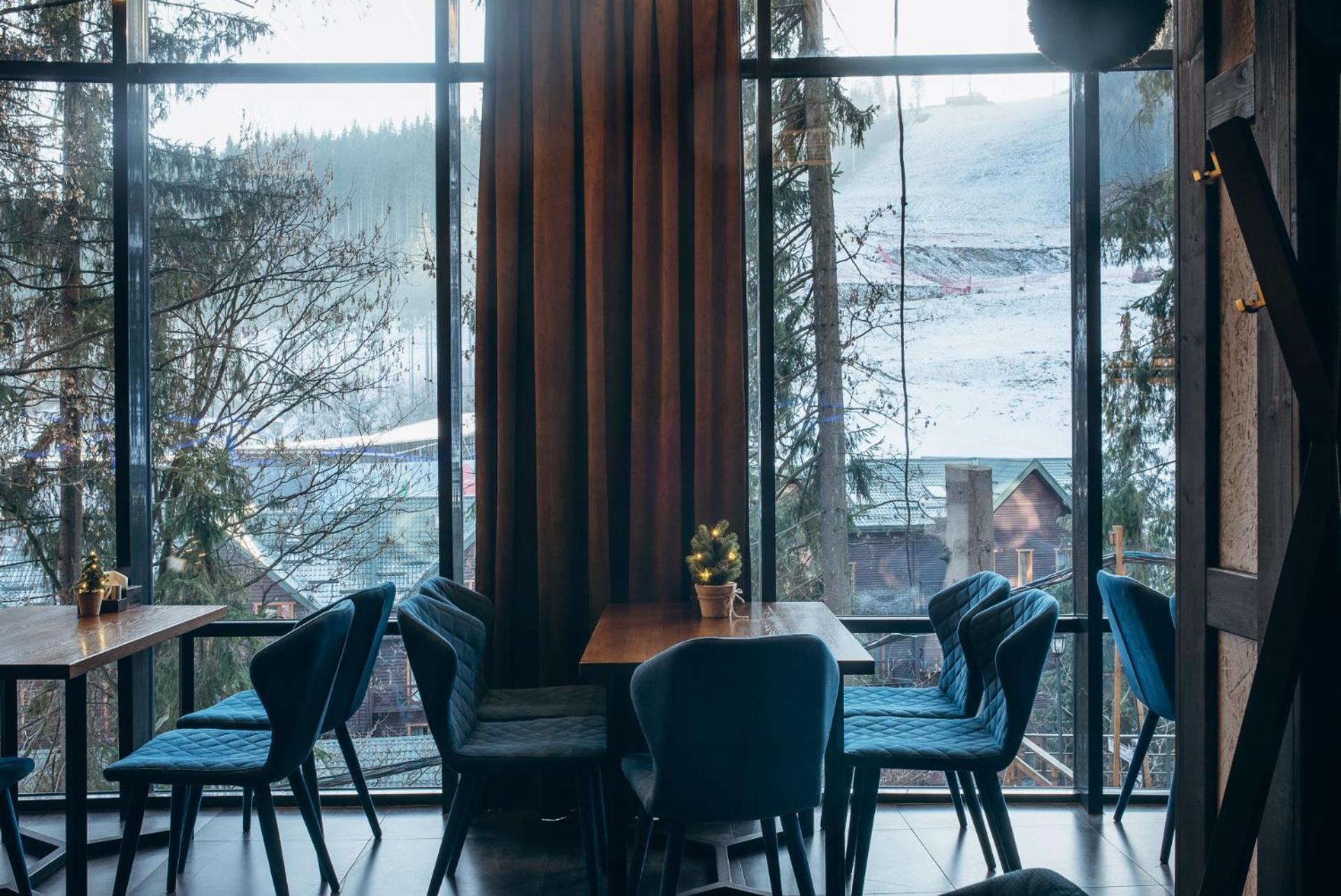 Синя Гора Boekovel Buitenkant foto
